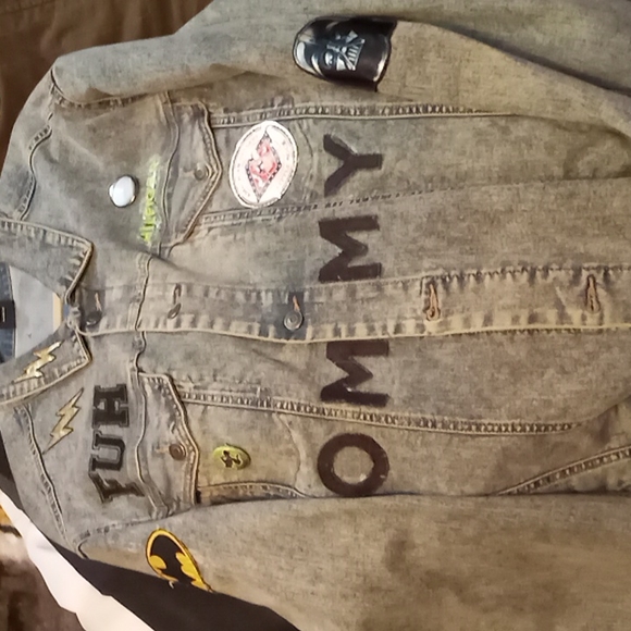 Jackets - Picture 8 of 8